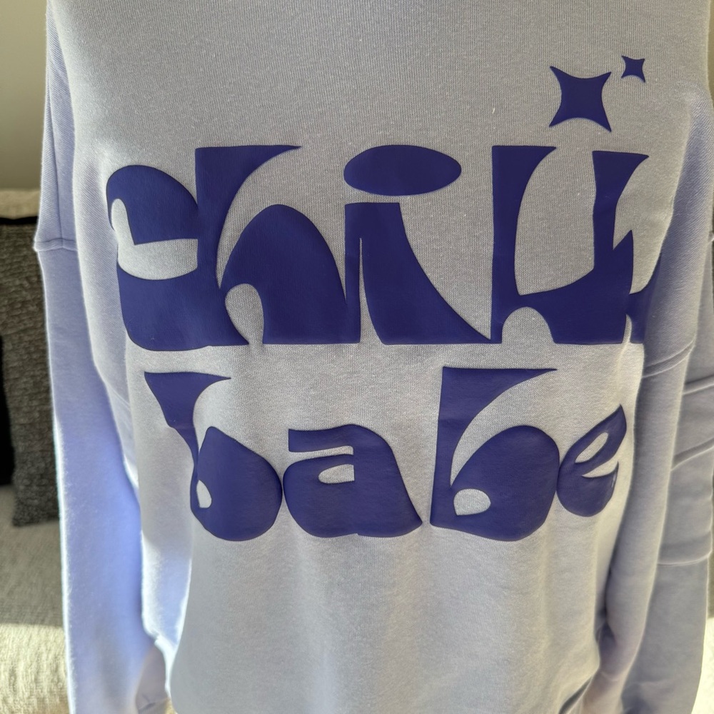 Oversized loose fit M XS Chill Babe Light Blue & Purple Sweatshirt. cropped - Picture 8 of 8